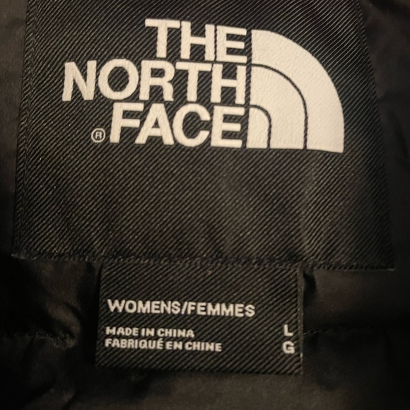 The North Face Woman’s Down Parka - Picture 4 of 4